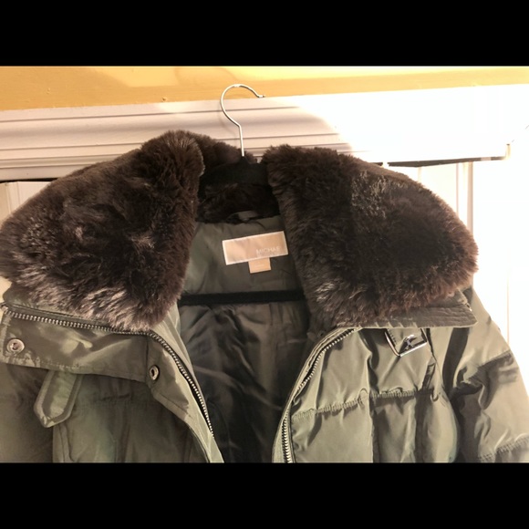 Michael Kors woman’s coat - Picture 6 of 7